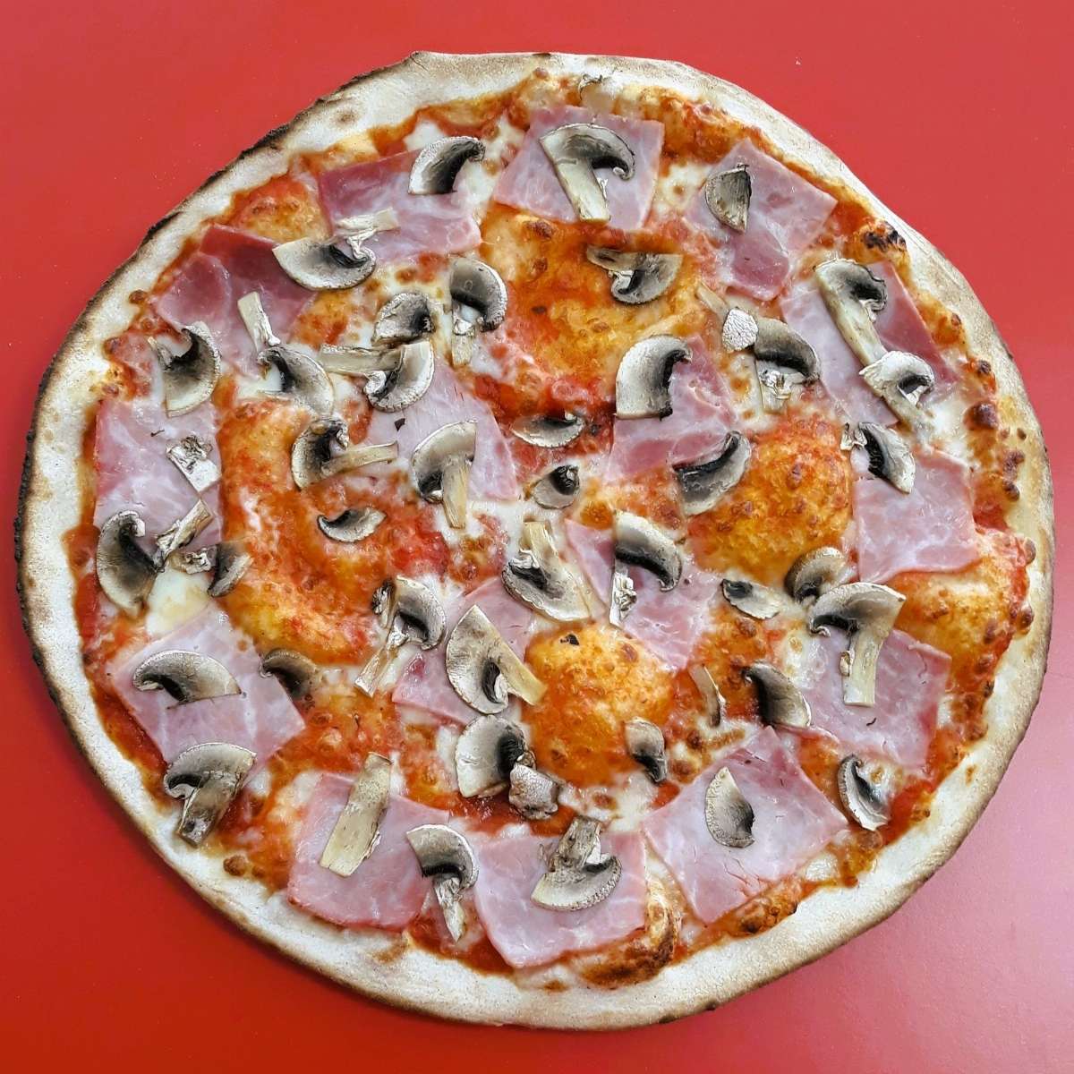 Pizza Reine